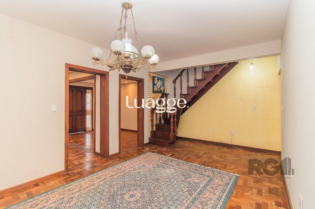 Casa à venda com 5 quartos, 337m² - Foto 5