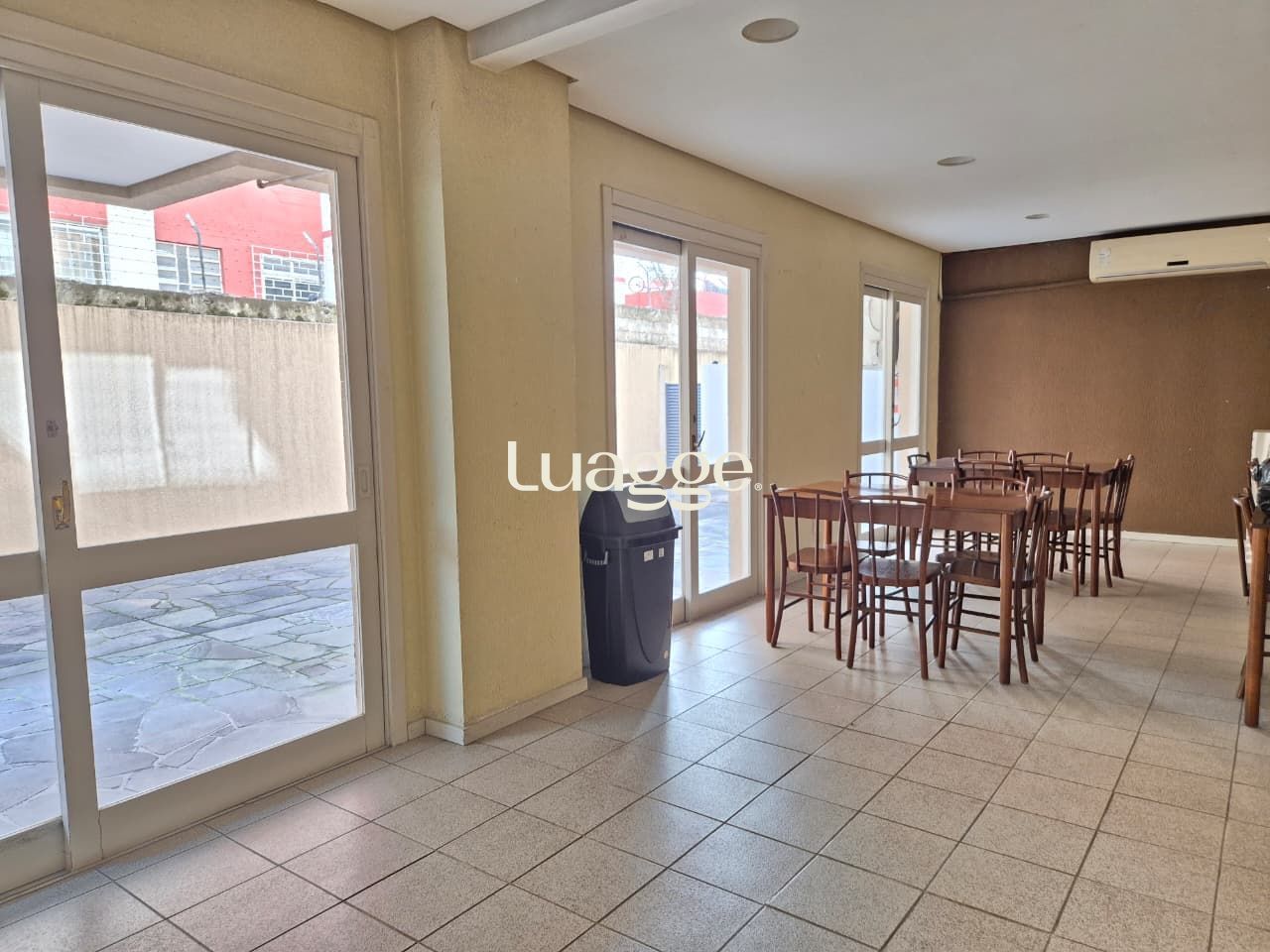 Apartamento à venda com 2 quartos, 64m² - Foto 19