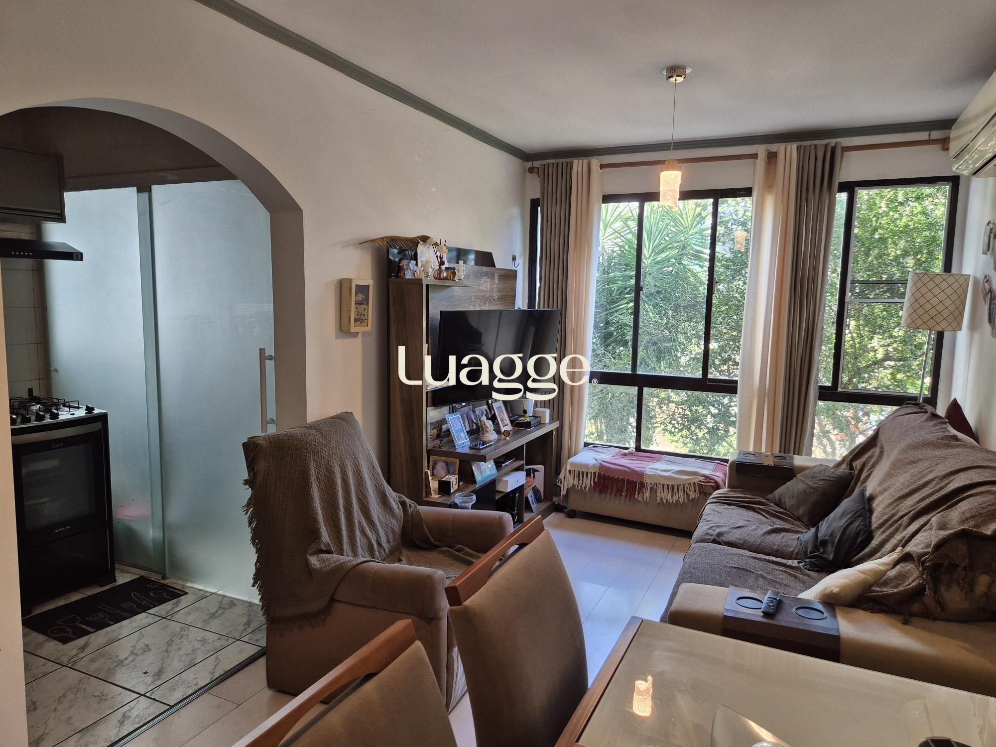 Apartamento à venda com 2 quartos, 62m² - Foto 2