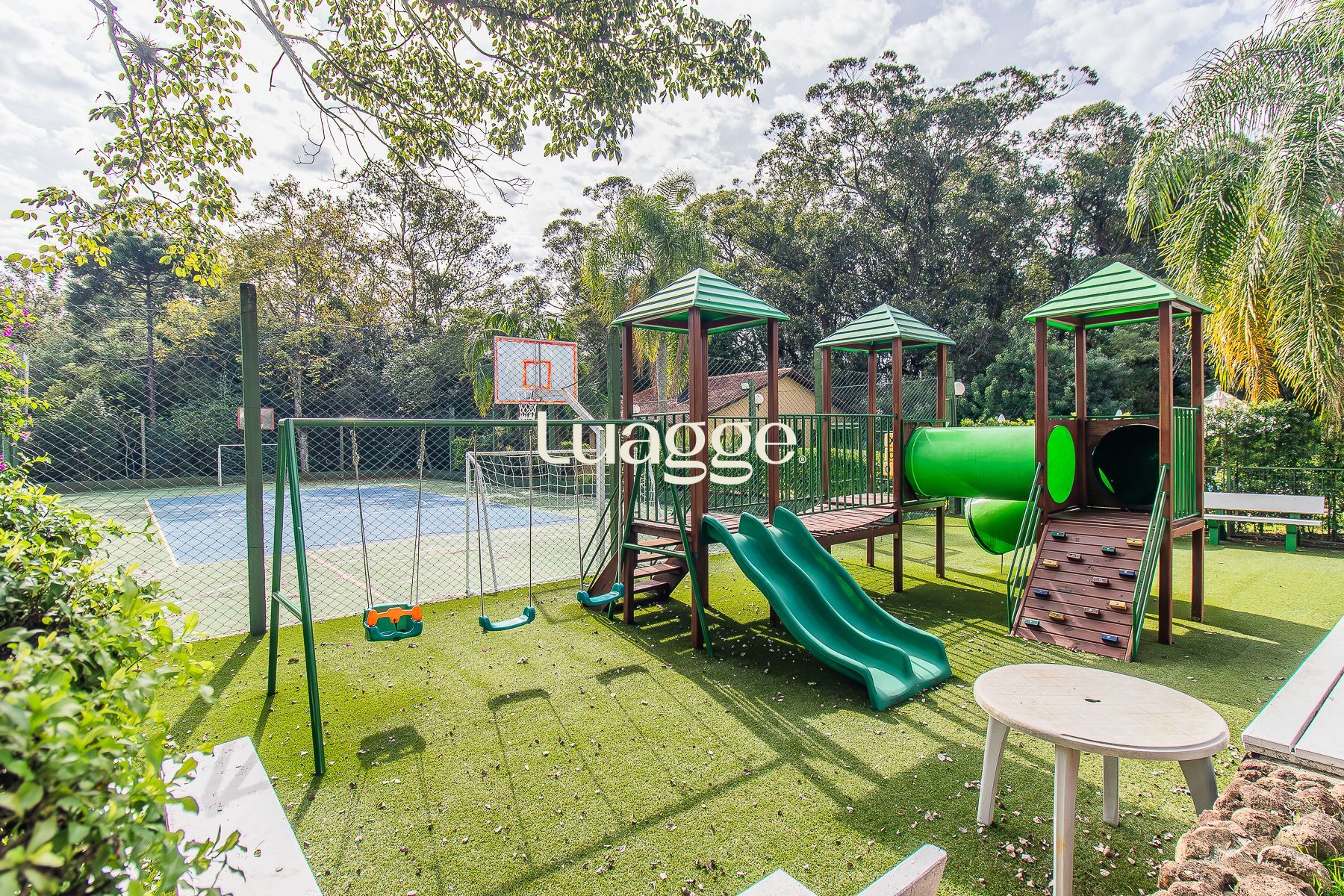 Casa de Condomínio à venda com 4 quartos, 322m² - Foto 52
