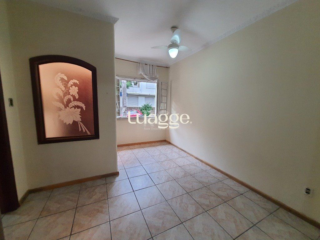 Casa à venda com 3 quartos, 301m² - Foto 7