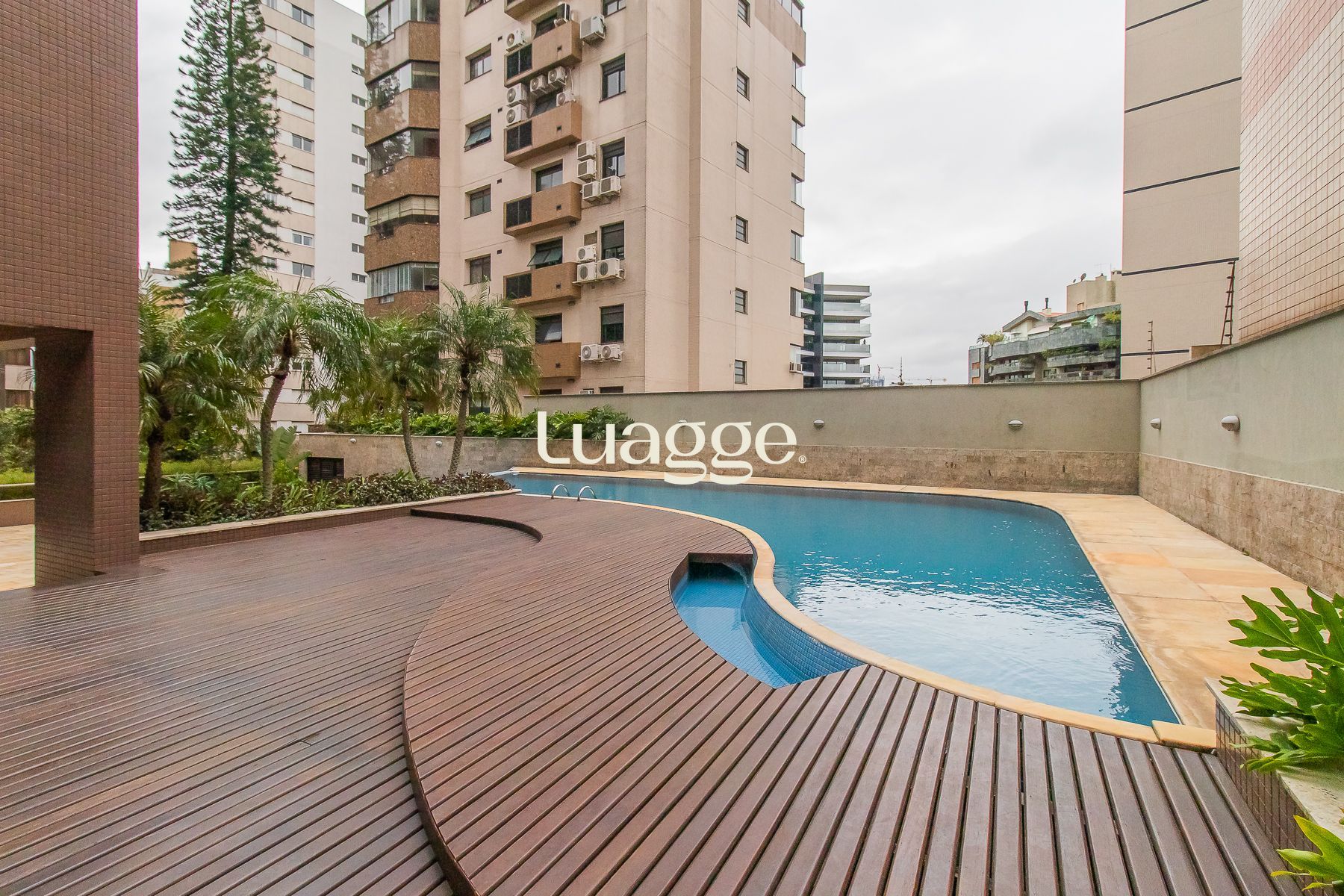 Cobertura à venda com 4 quartos, 500m² - Foto 4