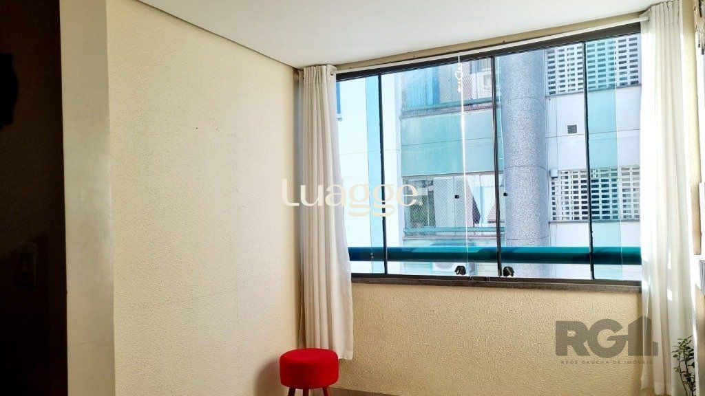 Apartamento à venda com 2 quartos, 66m² - Foto 5