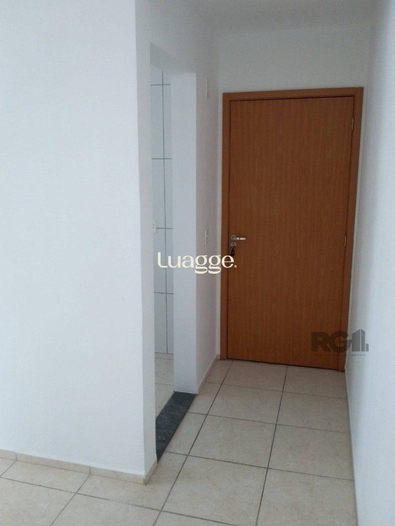 Apartamento à venda com 2 quartos, 70m² - Foto 2