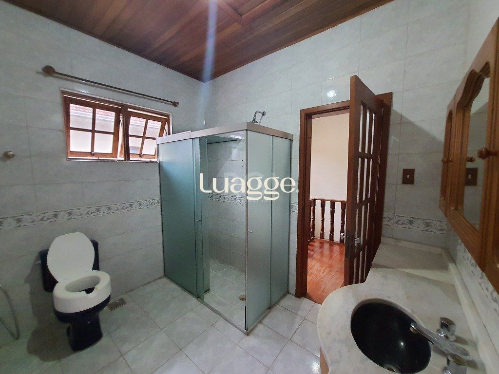 Casa à venda com 3 quartos, 301m² - Foto 16