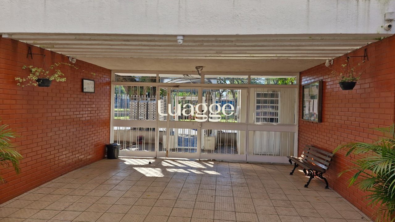 Apartamento à venda com 2 quartos, 60m² - Foto 20