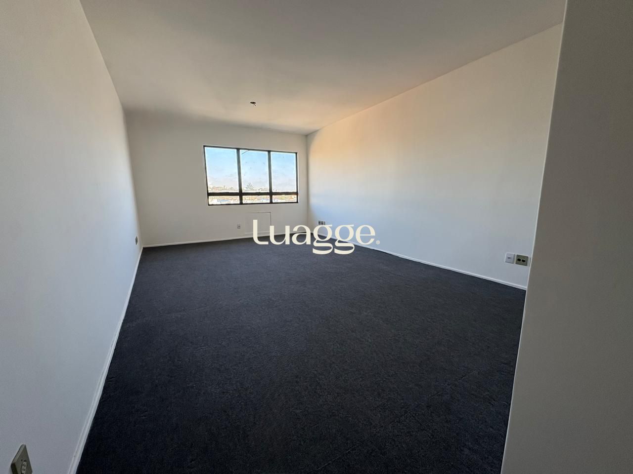 Conjunto Comercial-Sala à venda com 1 quarto, 36m² - Foto 2