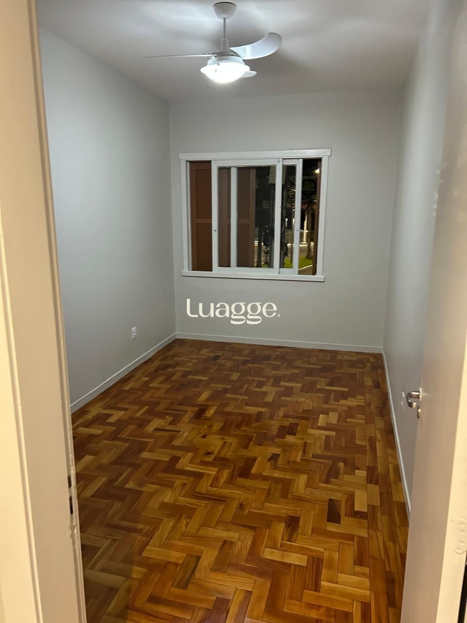 Apartamento à venda com 2 quartos, 64m² - Foto 10