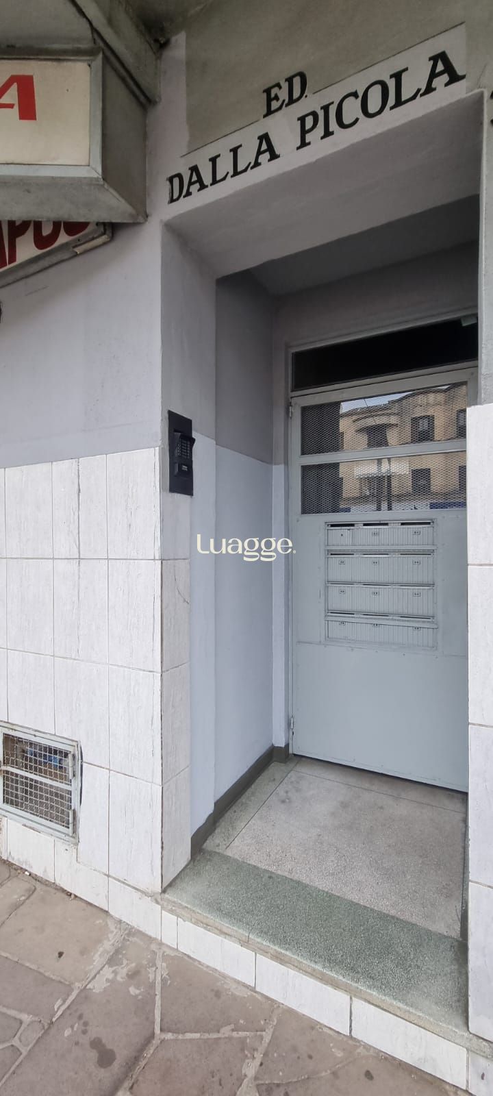 Apartamento à venda com 2 quartos, 70m² - Foto 31