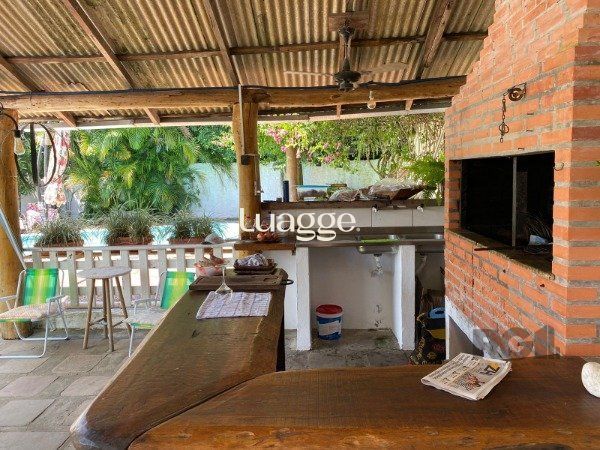 Casa à venda com 3 quartos, 260m² - Foto 9