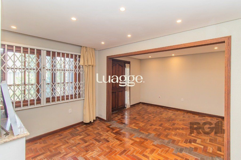 Casa à venda com 5 quartos, 337m² - Foto 16