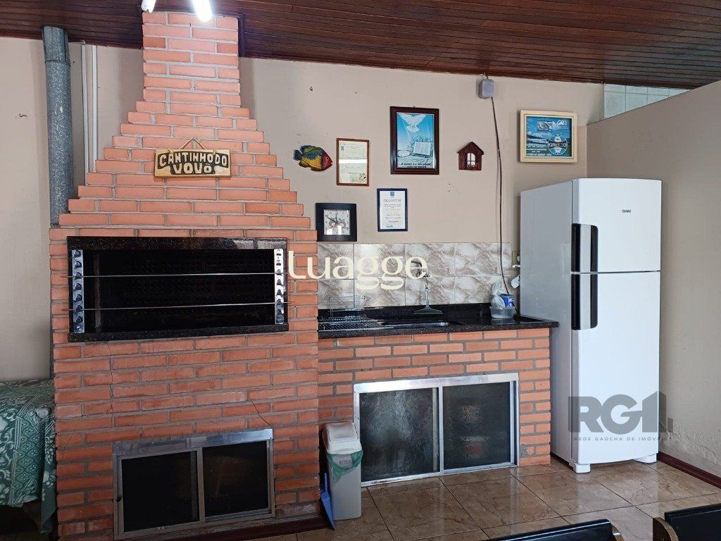 Casa à venda com 3 quartos, 167m² - Foto 3