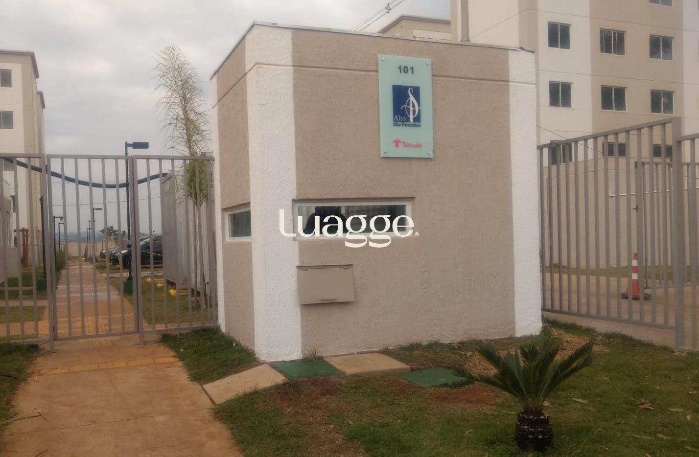 Apartamento à venda com 2 quartos, 42m² - Foto 3