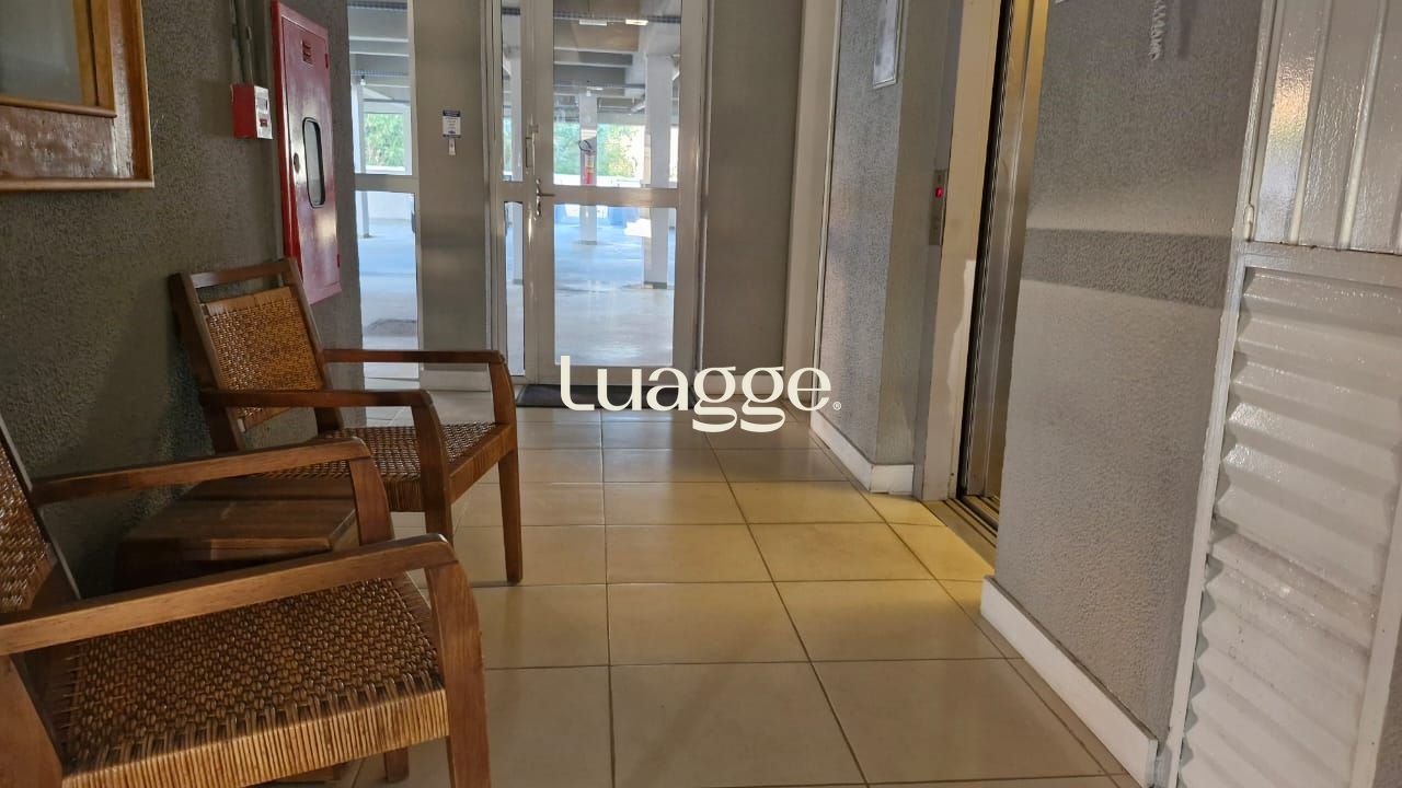 Apartamento à venda com 2 quartos, 52m² - Foto 2
