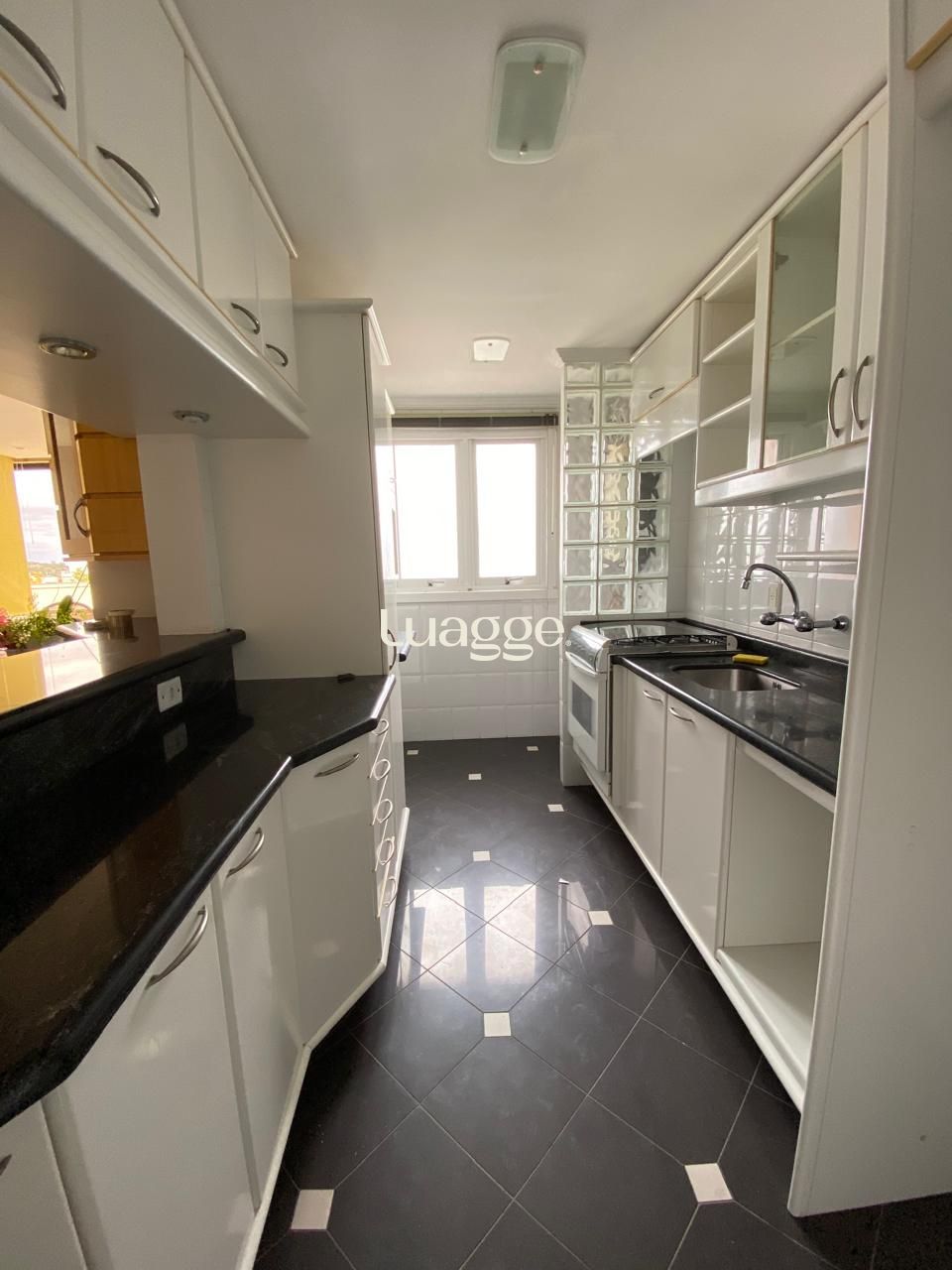 Apartamento à venda com 2 quartos, 64m² - Foto 8