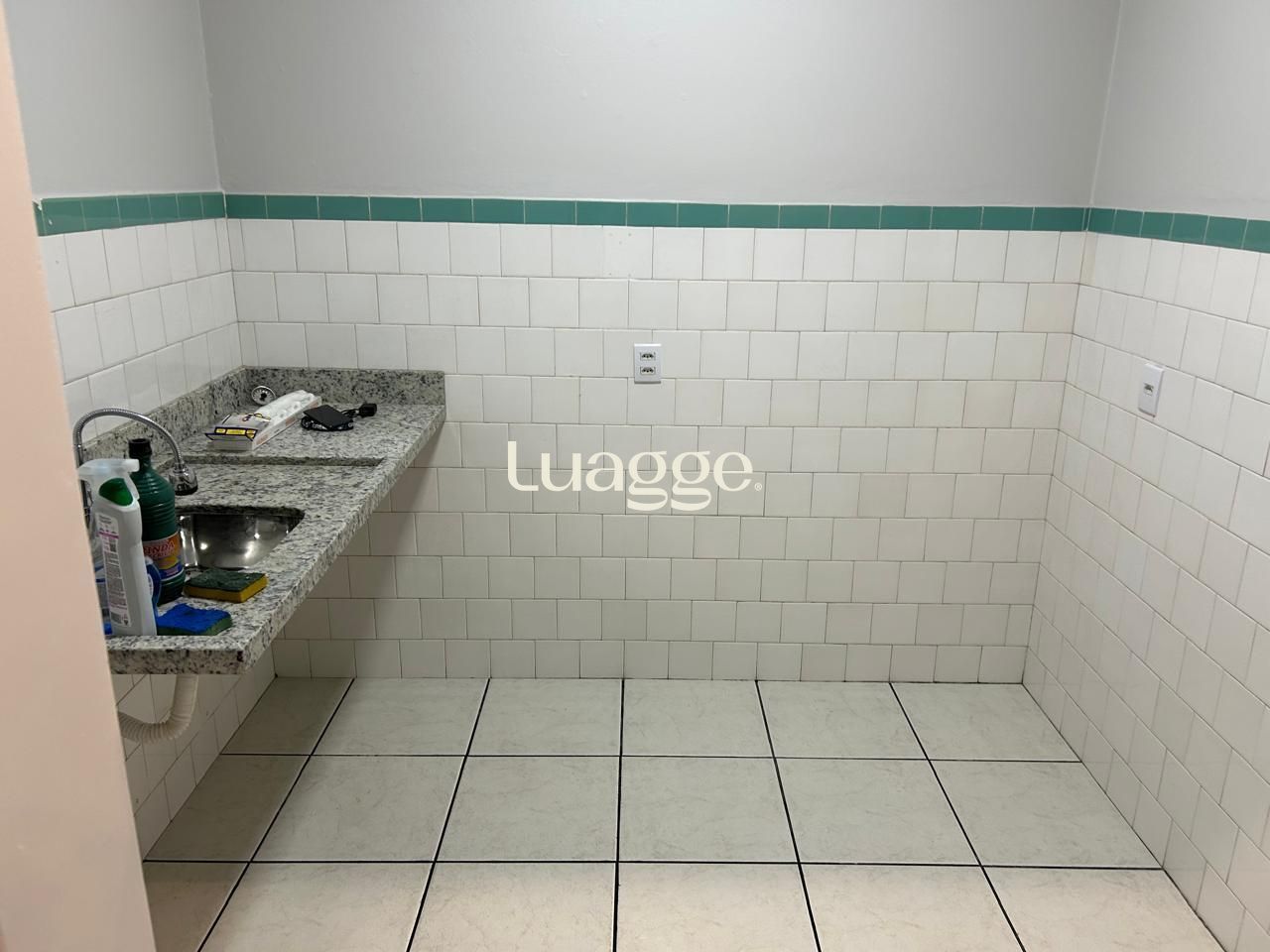 Apartamento à venda com 2 quartos, 64m² - Foto 21