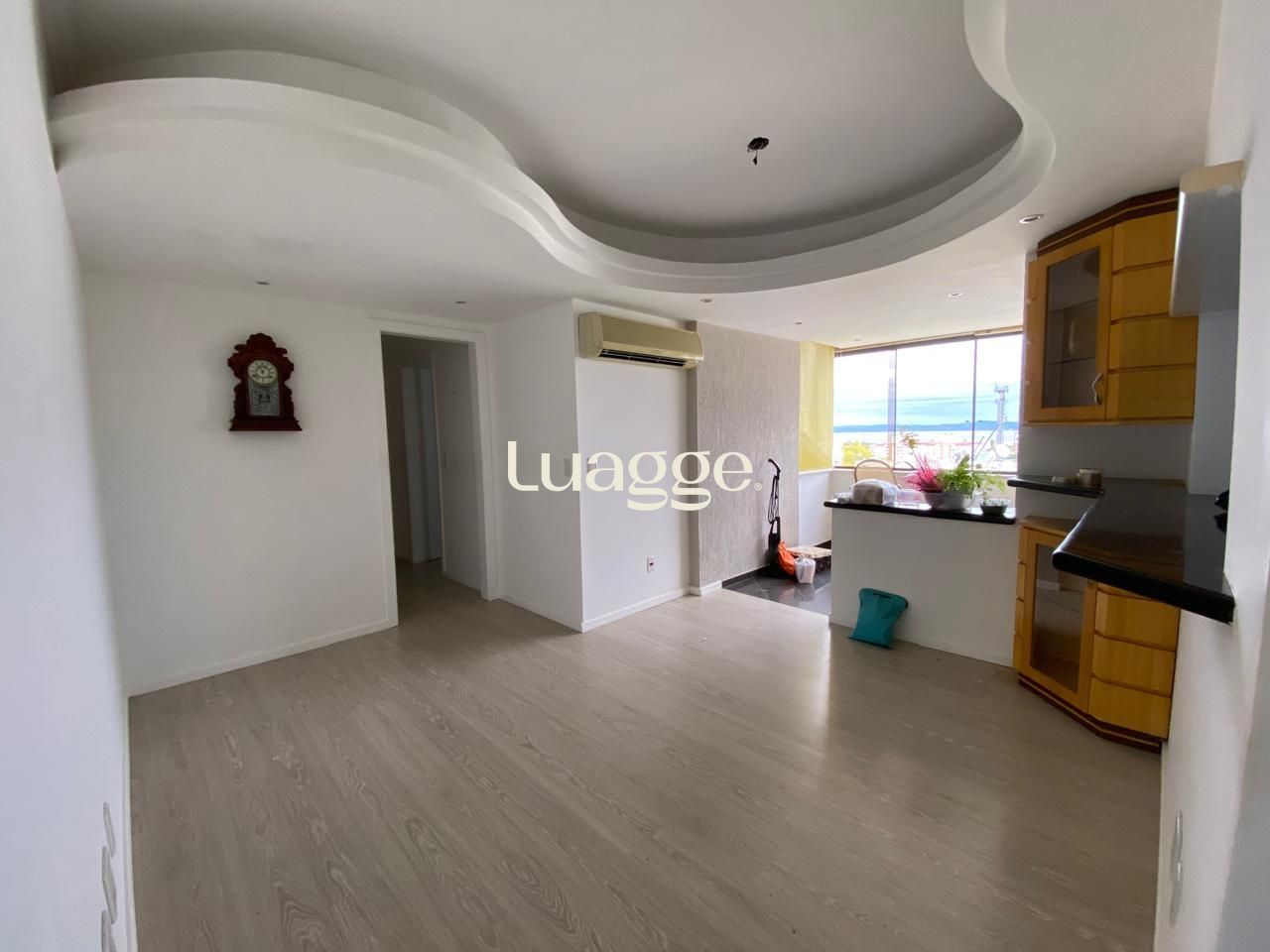Apartamento à venda com 2 quartos, 64m² - Foto 3