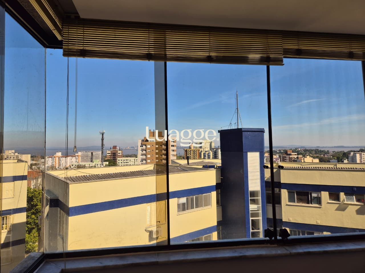 Apartamento à venda com 2 quartos, 64m² - Foto 12