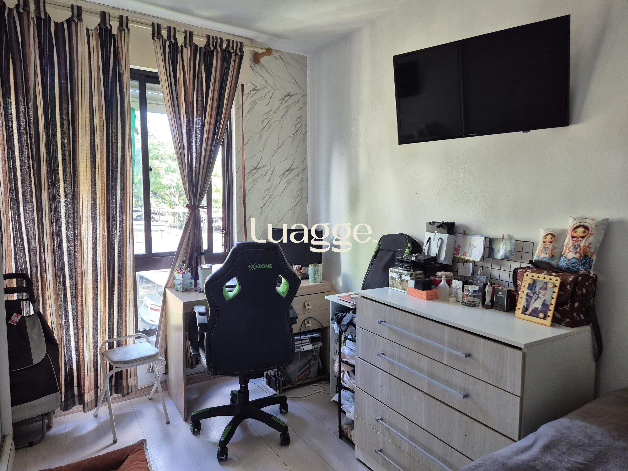 Apartamento à venda com 2 quartos, 62m² - Foto 4