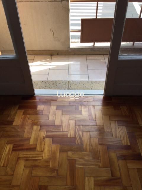 Apartamento à venda com 2 quartos, 64m² - Foto 4
