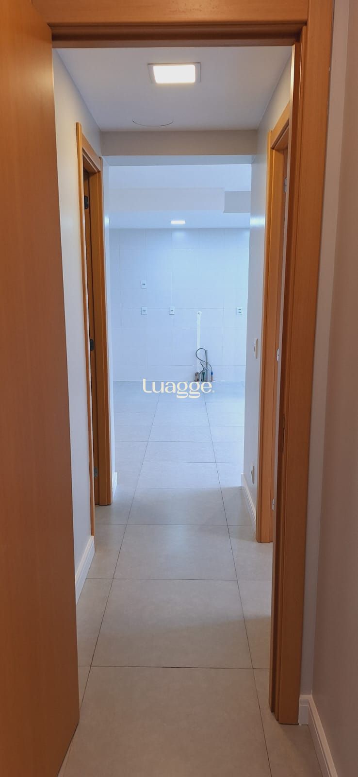 Apartamento à venda com 2 quartos, 60m² - Foto 7