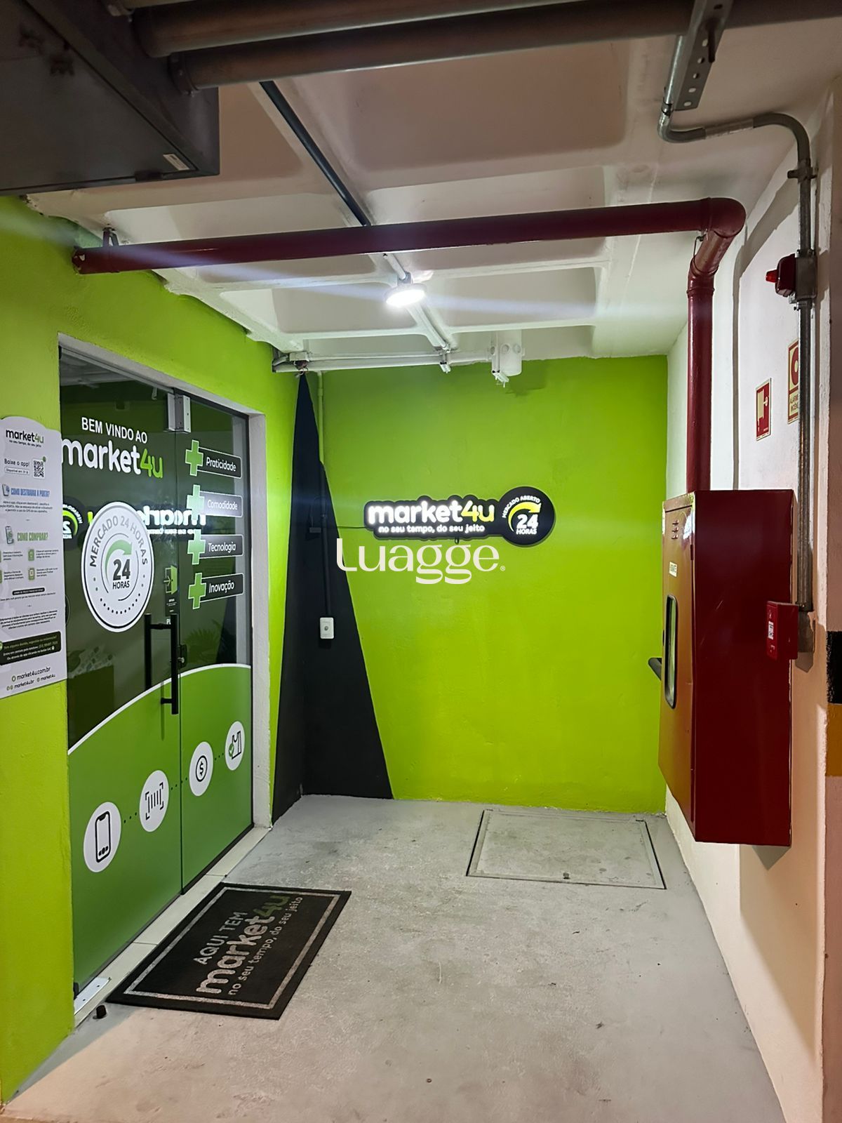 Apartamento à venda com 1 quarto, 45m² - Foto 32