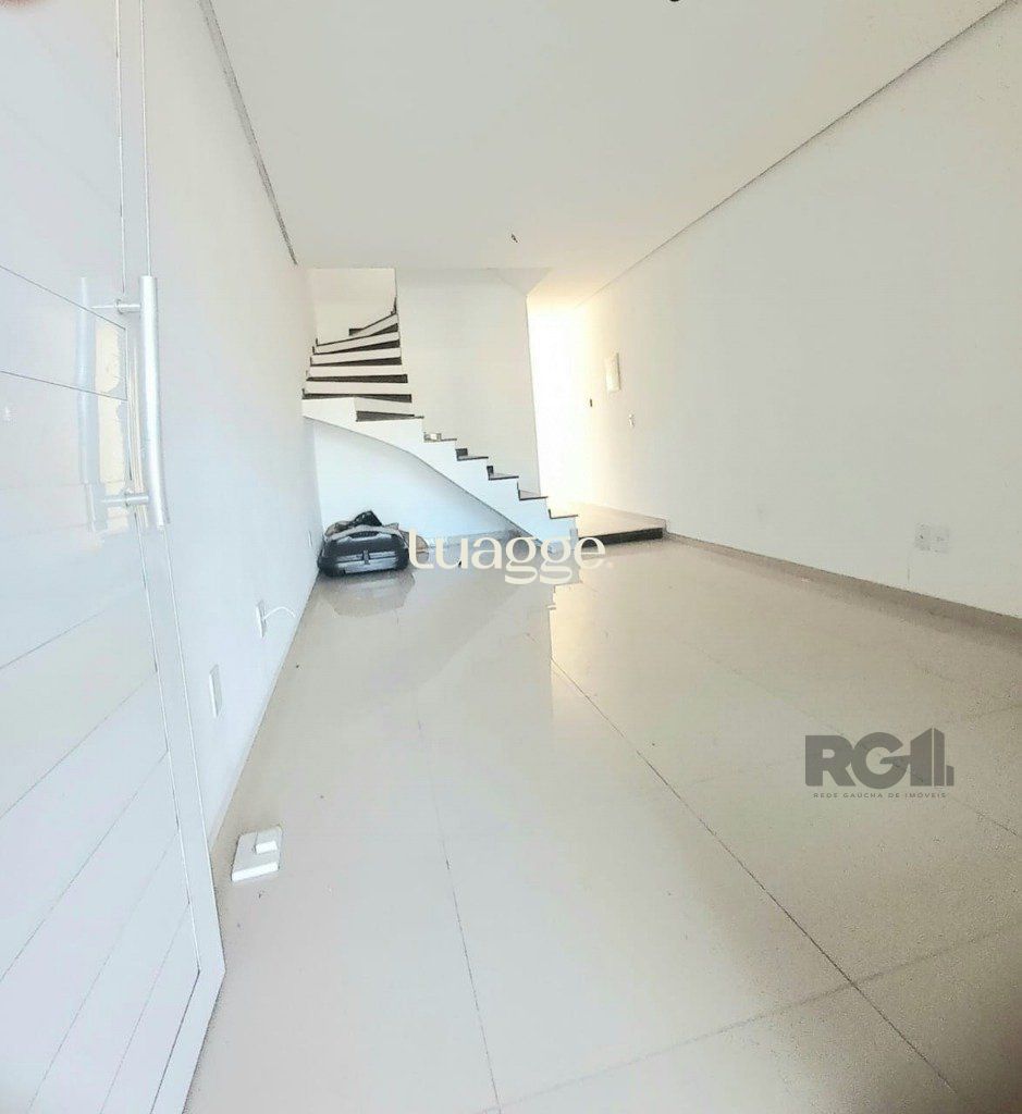Sobrado à venda com 3 quartos, 233m² - Foto 4