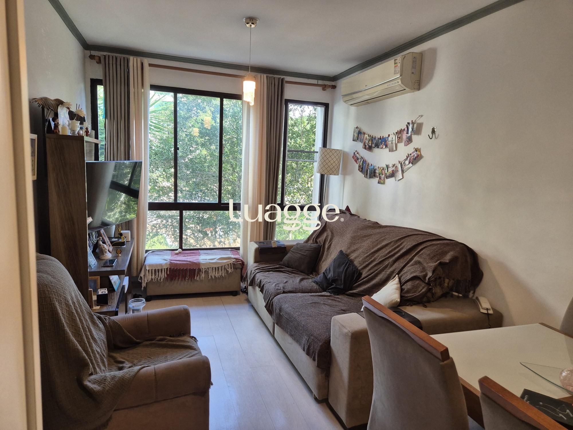 Apartamento à venda com 2 quartos, 62m² - Foto 1