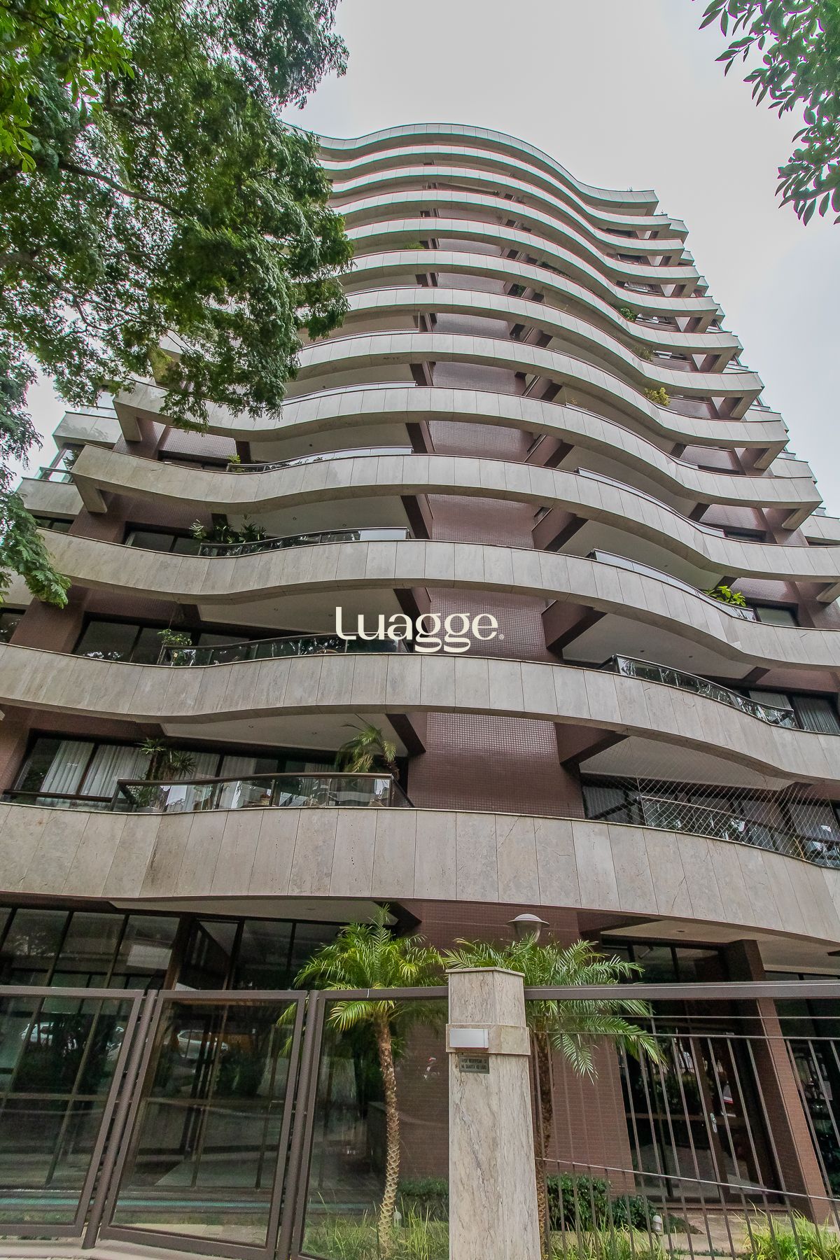Cobertura à venda com 4 quartos, 500m² - Foto 2