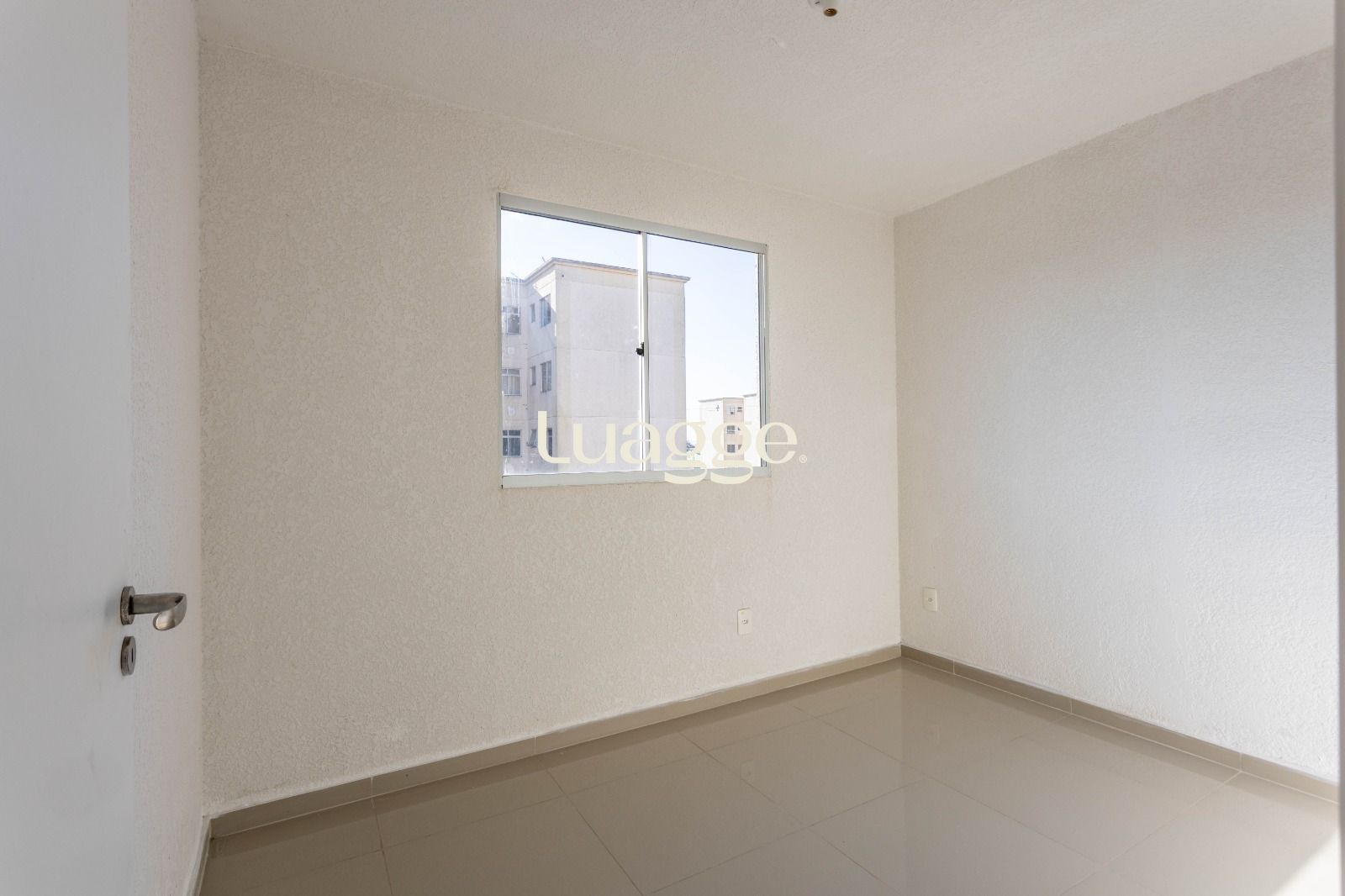 Apartamento à venda com 2 quartos, 42m² - Foto 11