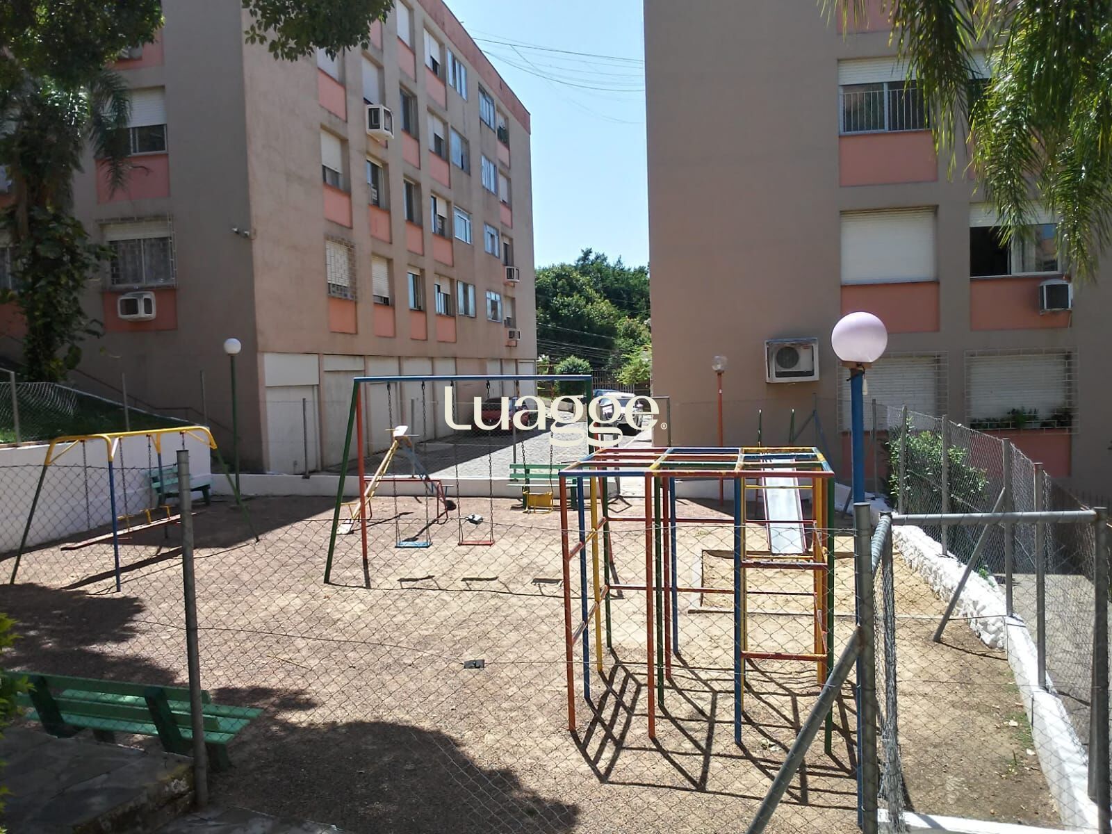 Apartamento à venda com 2 quartos, 75m² - Foto 11