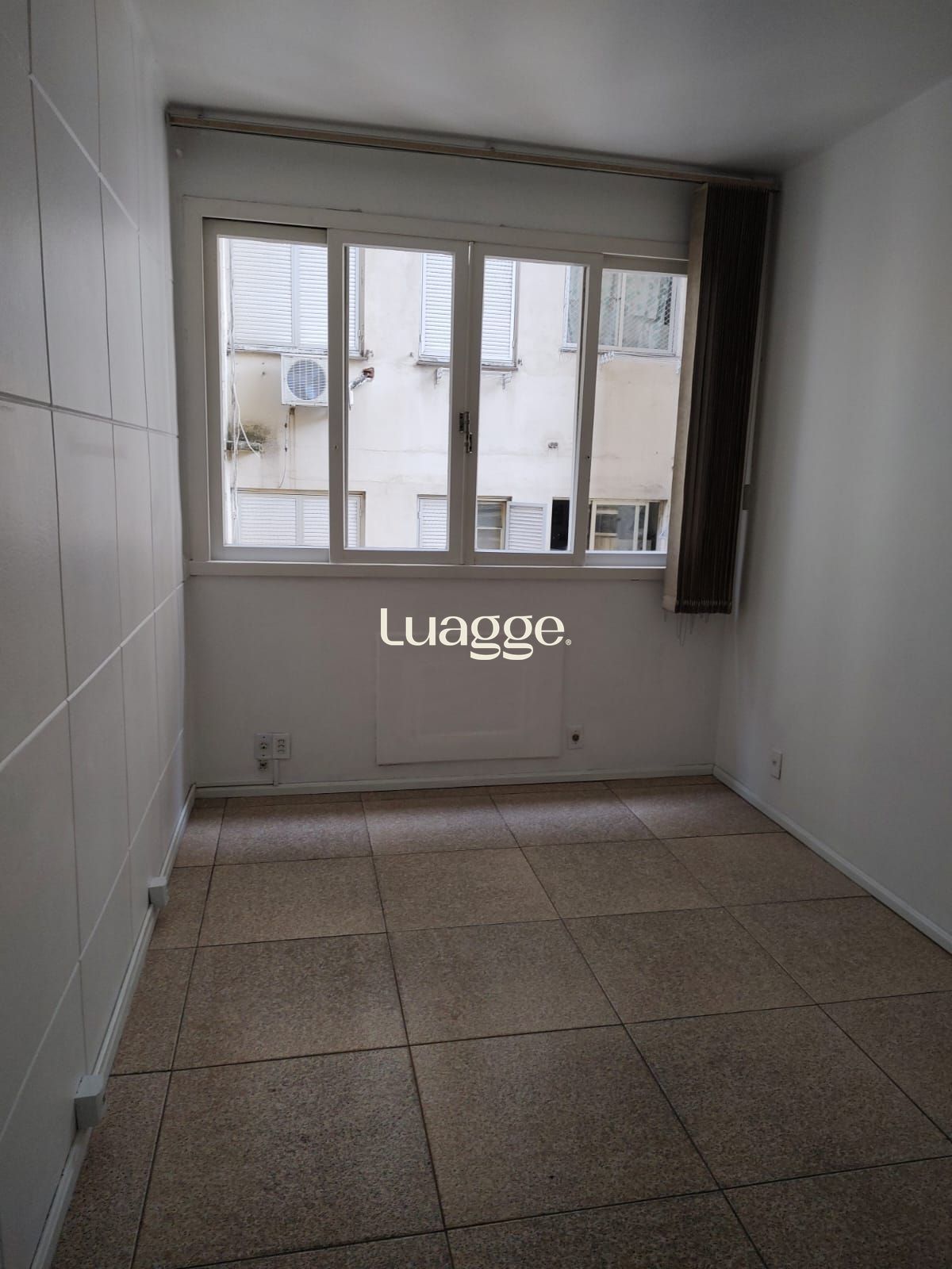 Sala Comercial, 1 sala, à venda, 55 m², Centro Histórico - Porto Alegre — foto 2