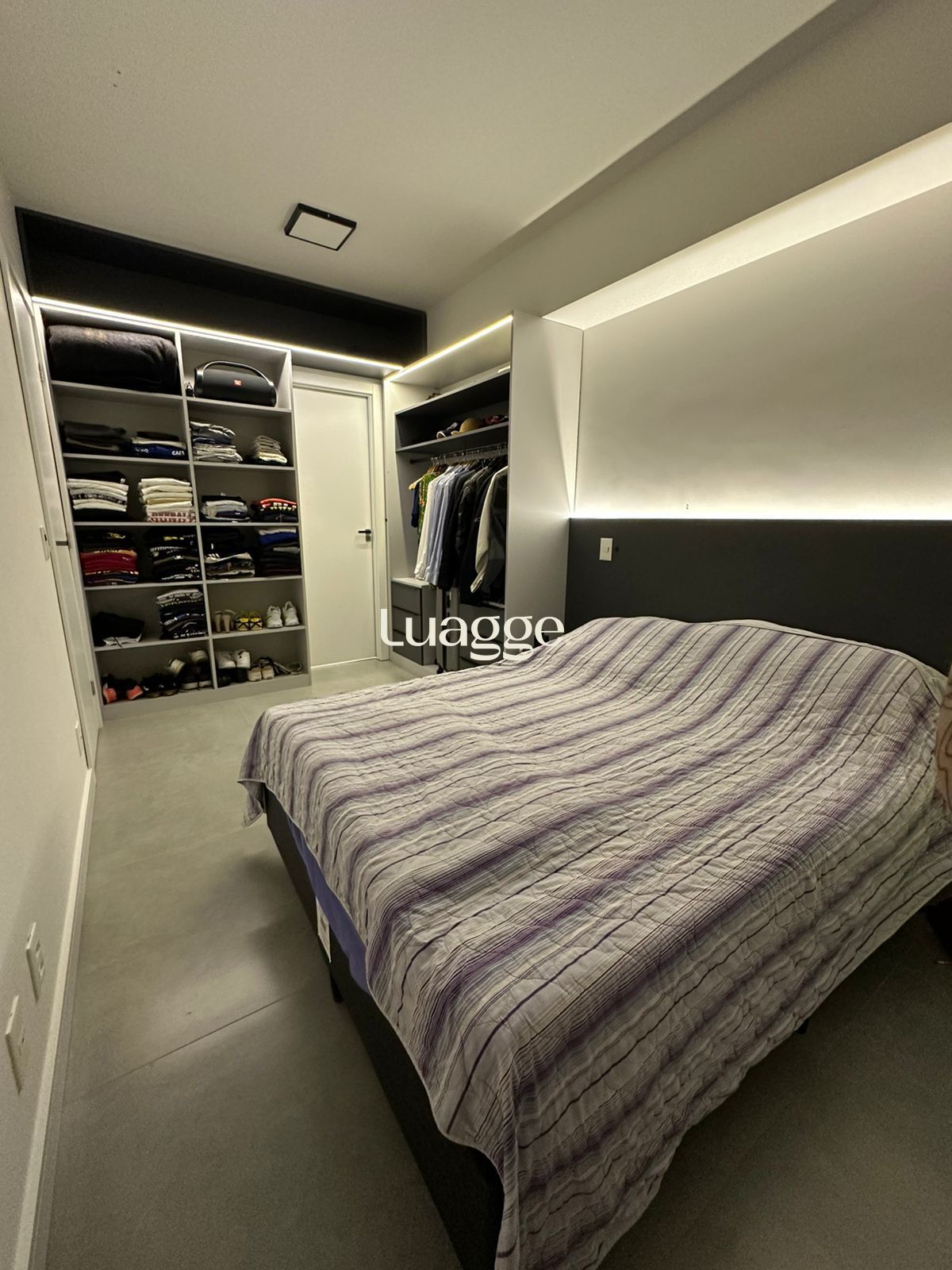 Apartamento à venda com 1 quarto, 45m² - Foto 12