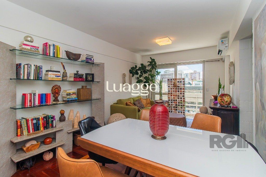 Apartamento à venda com 2 quartos, 73m² - Foto 4