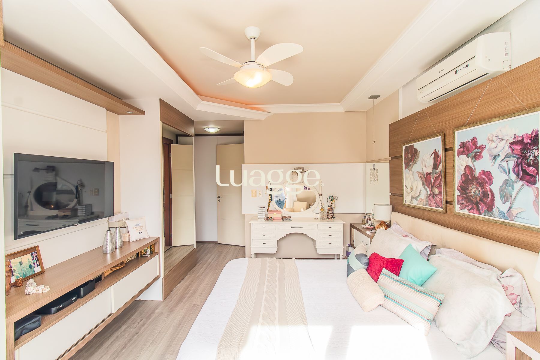 Casa de Condomínio à venda com 4 quartos, 322m² - Foto 42