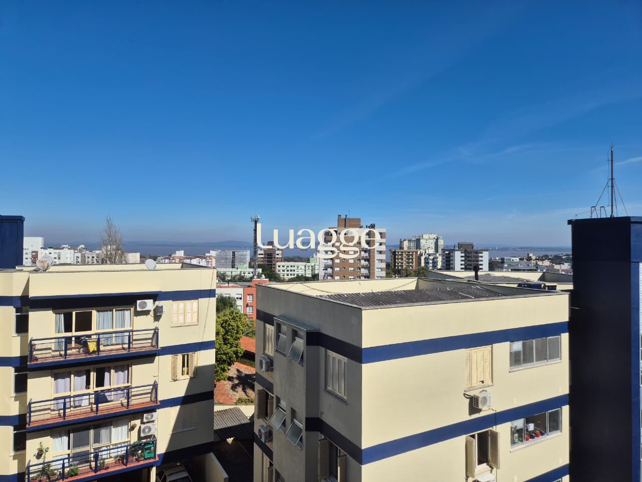 Apartamento à venda com 2 quartos, 64m² - Foto 13