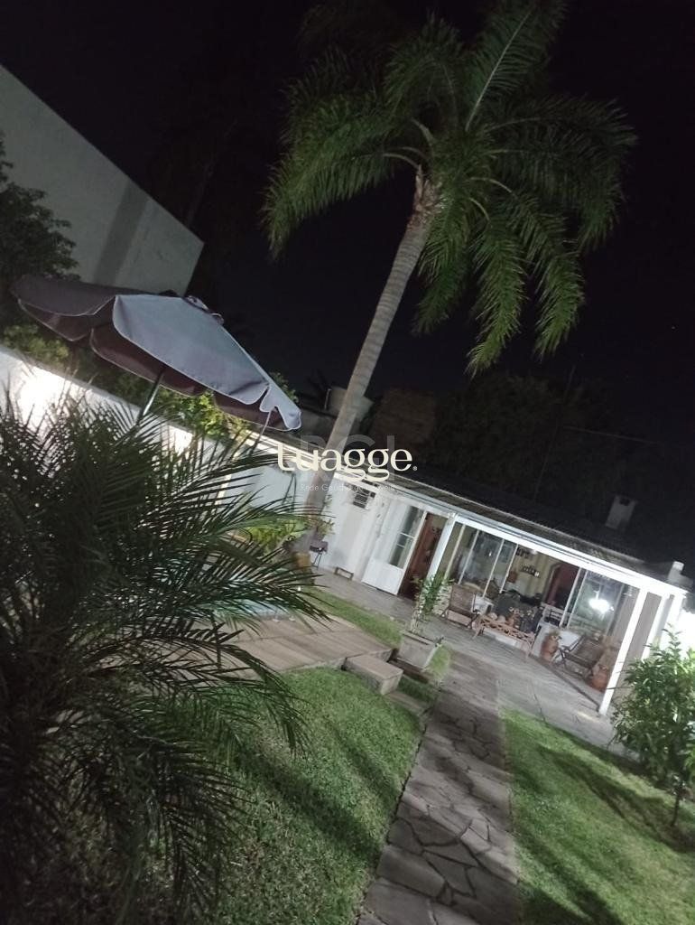 Casa à venda com 3 quartos, 201m² - Foto 3