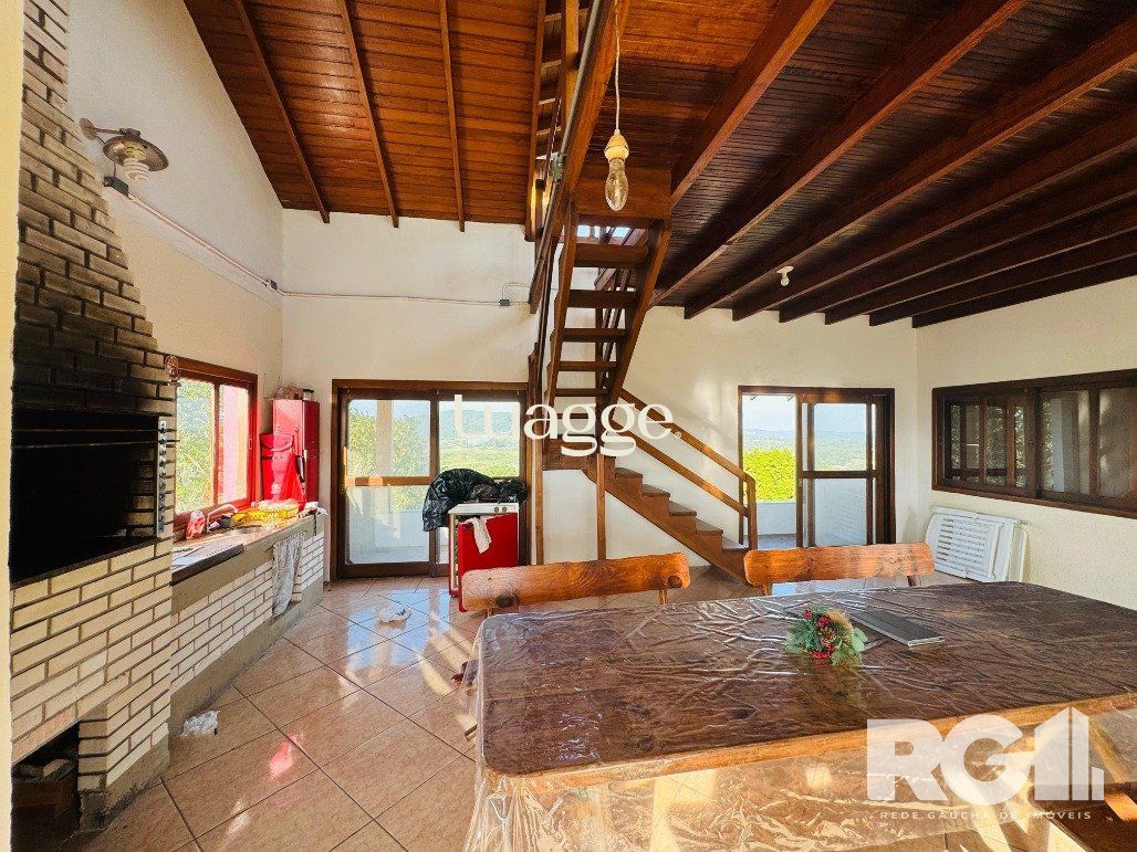 Casa à venda com 6 quartos, 102m² - Foto 9