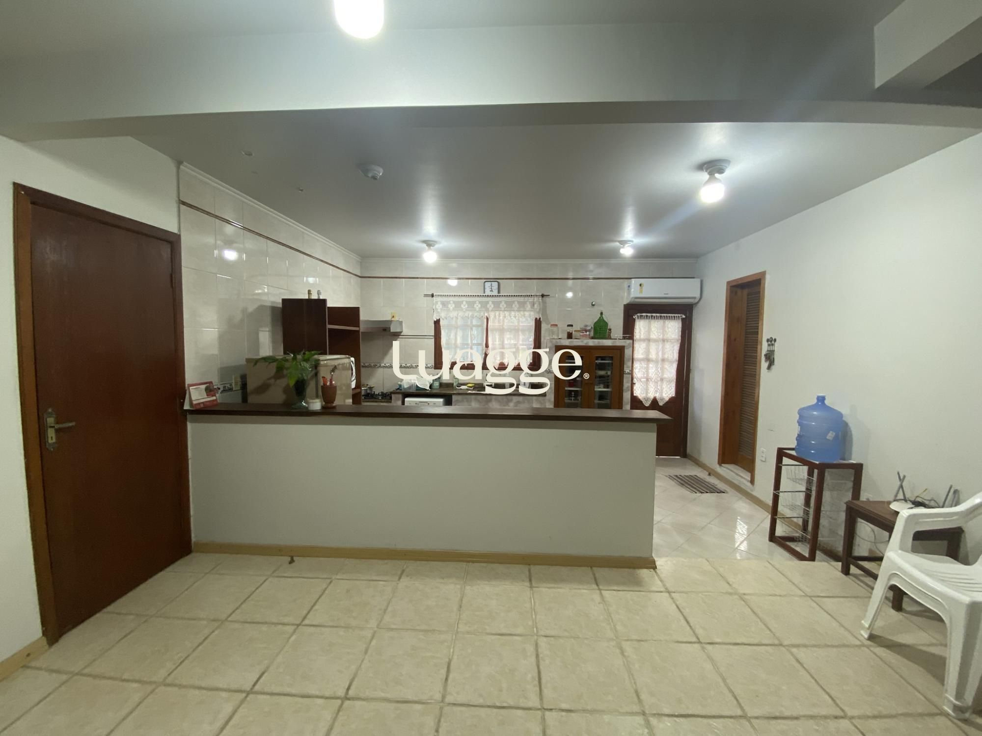 Casa à venda com 4 quartos, 2m² - Foto 6