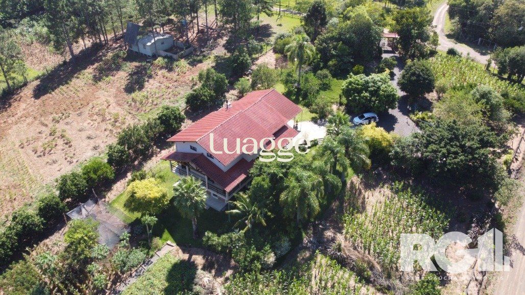 Sítio, 4 quartos, 301 m² - Foto 2