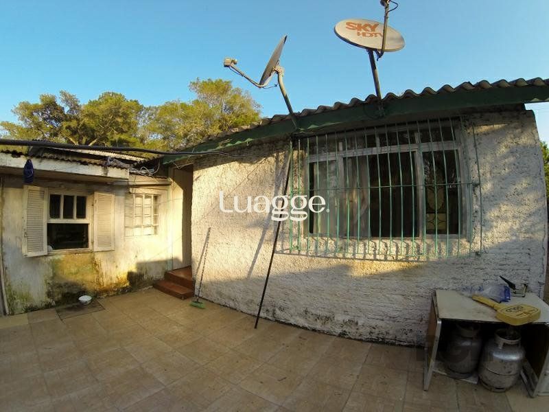 Casa à venda com 2 quartos, 60m² - Foto 13