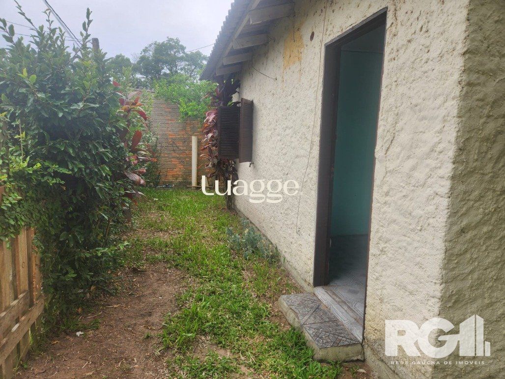 Casa à venda com 2 quartos, 51m² - Foto 2