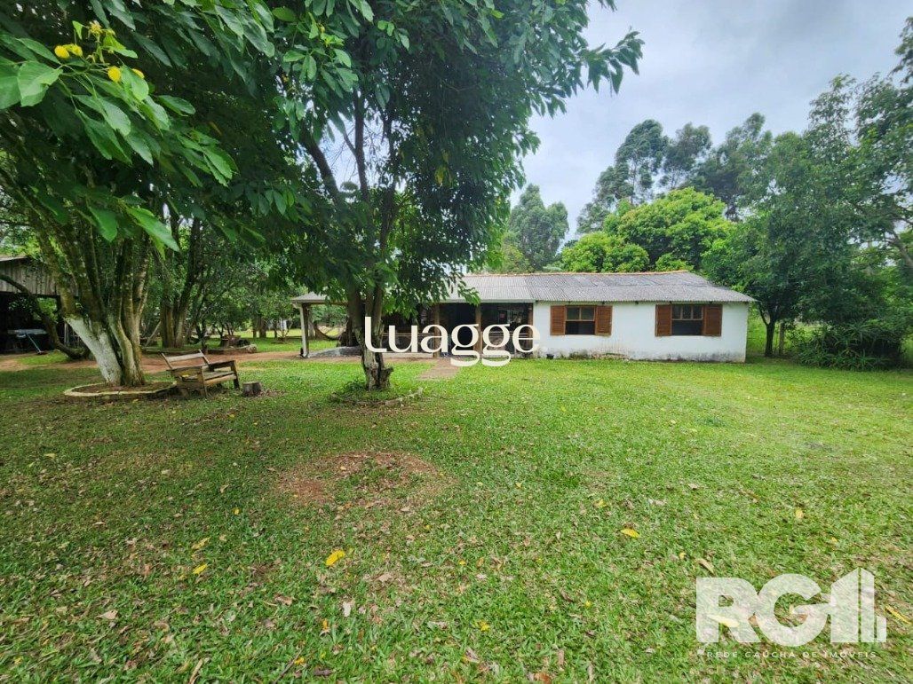 Sítio à venda com 3 quartos, 72m² - Foto 1
