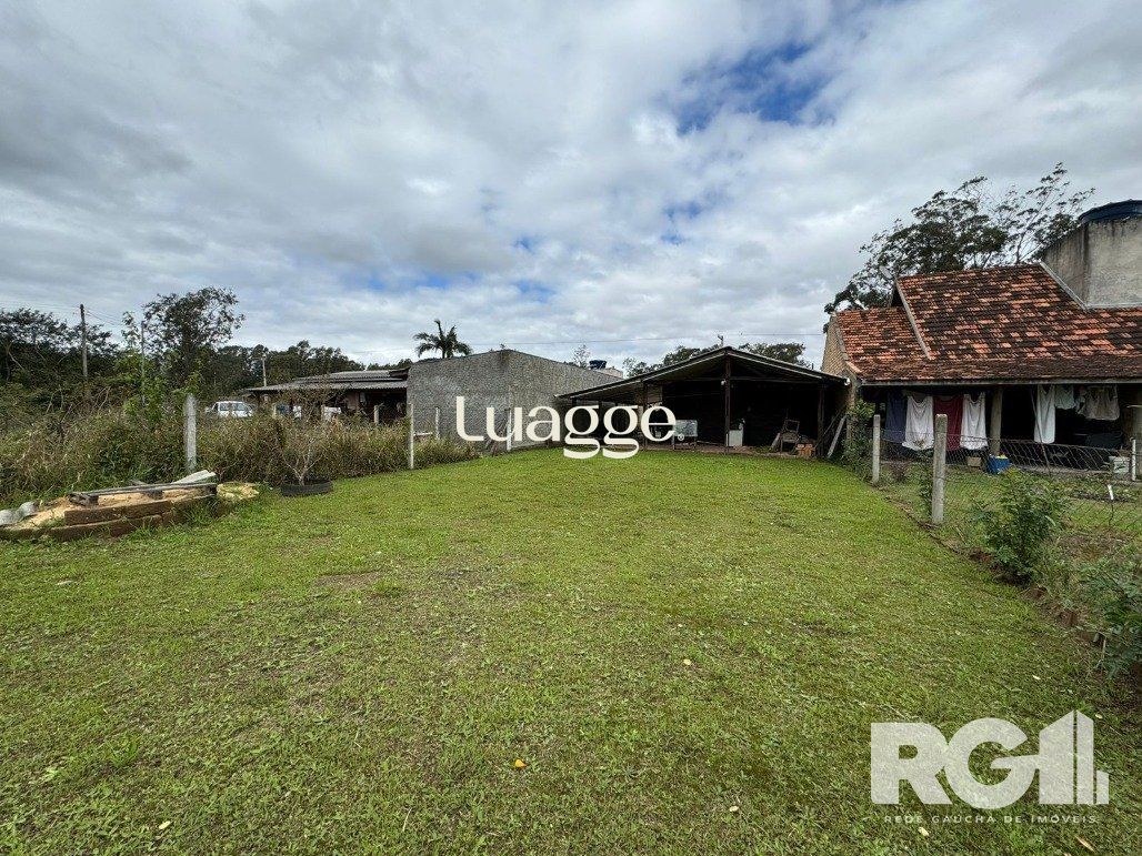 Casa à venda com 2 quartos, 52m² - Foto 2