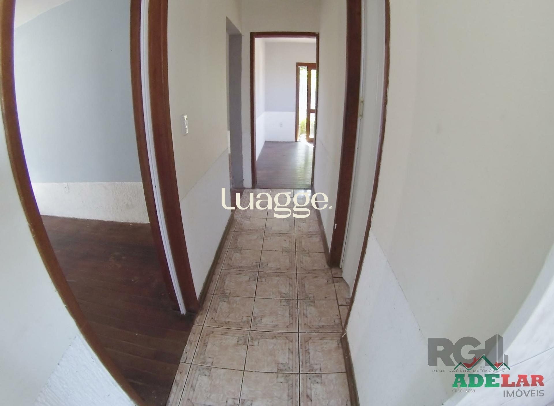 Casa à venda com 3 quartos, 239m² - Foto 4