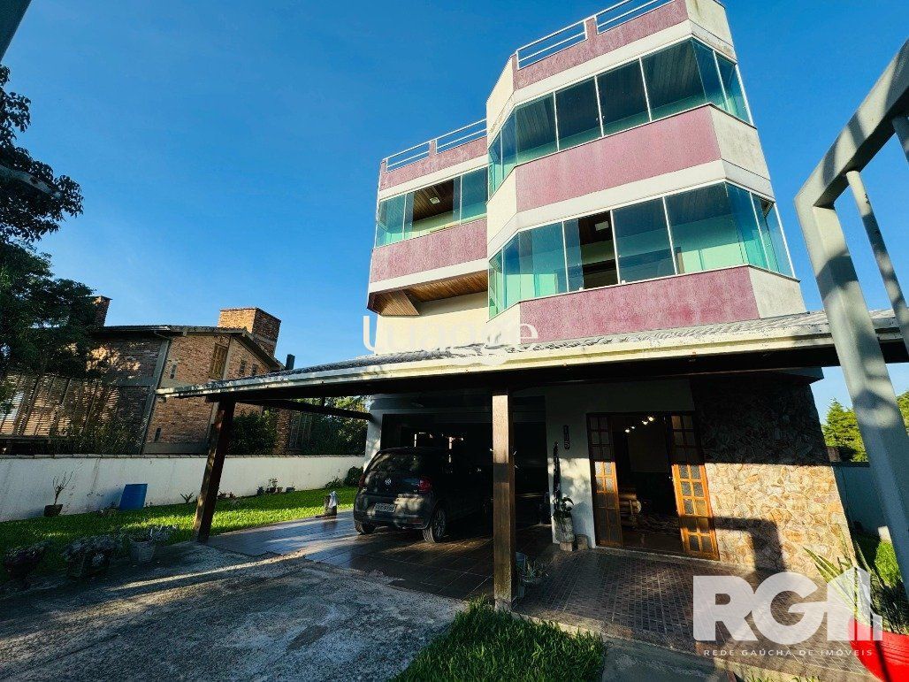 Casa à venda com 6 quartos, 102m² - Foto 2