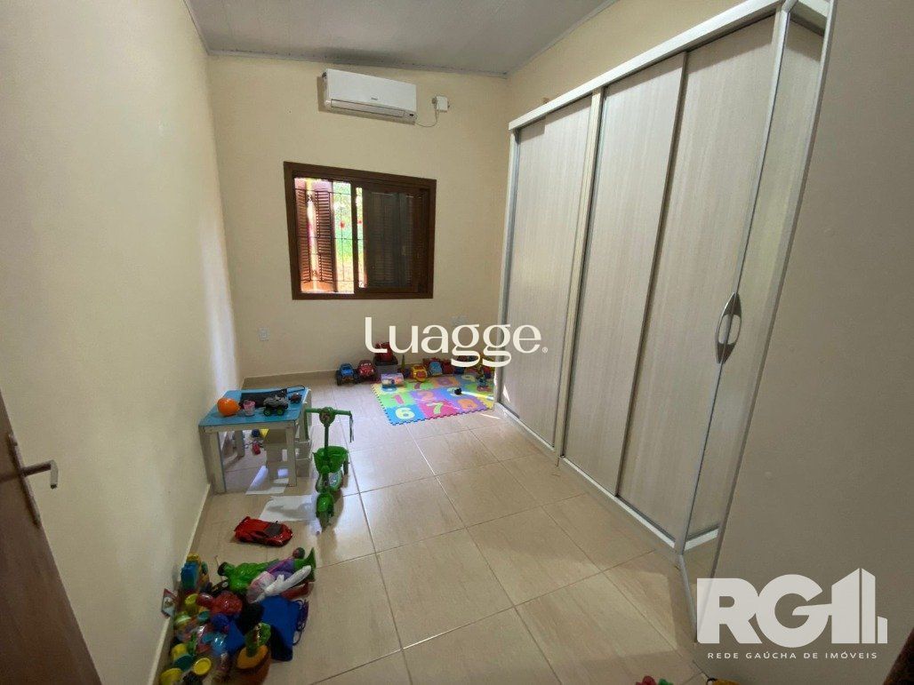Casa à venda com 3 quartos, 1409m² - Foto 13
