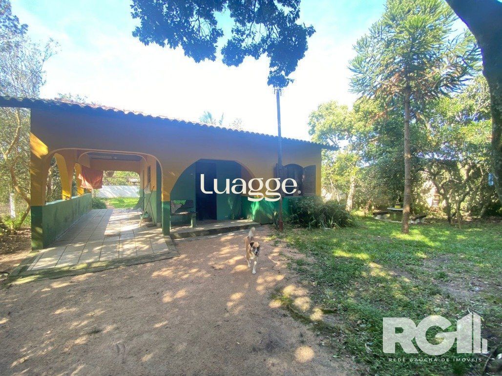 Casa à venda com 2 quartos, 800m² - Foto 1
