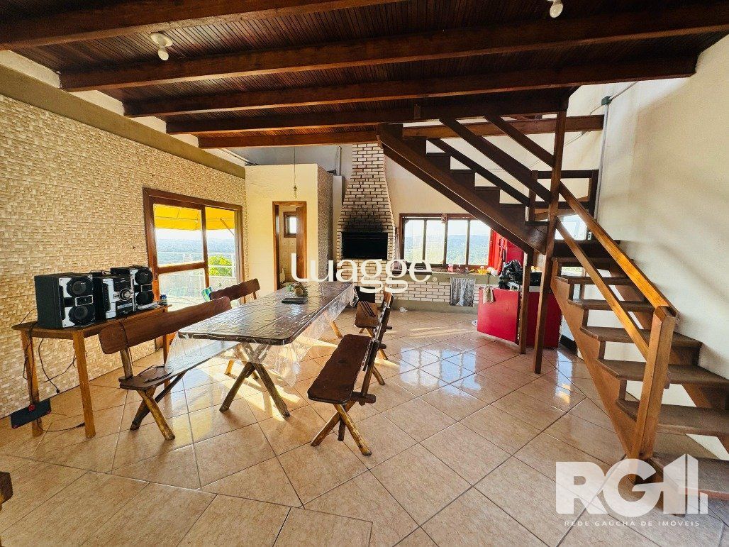Casa à venda com 6 quartos, 102m² - Foto 10