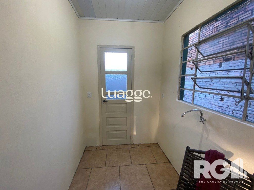 Casa à venda com 2 quartos, 31m² - Foto 9